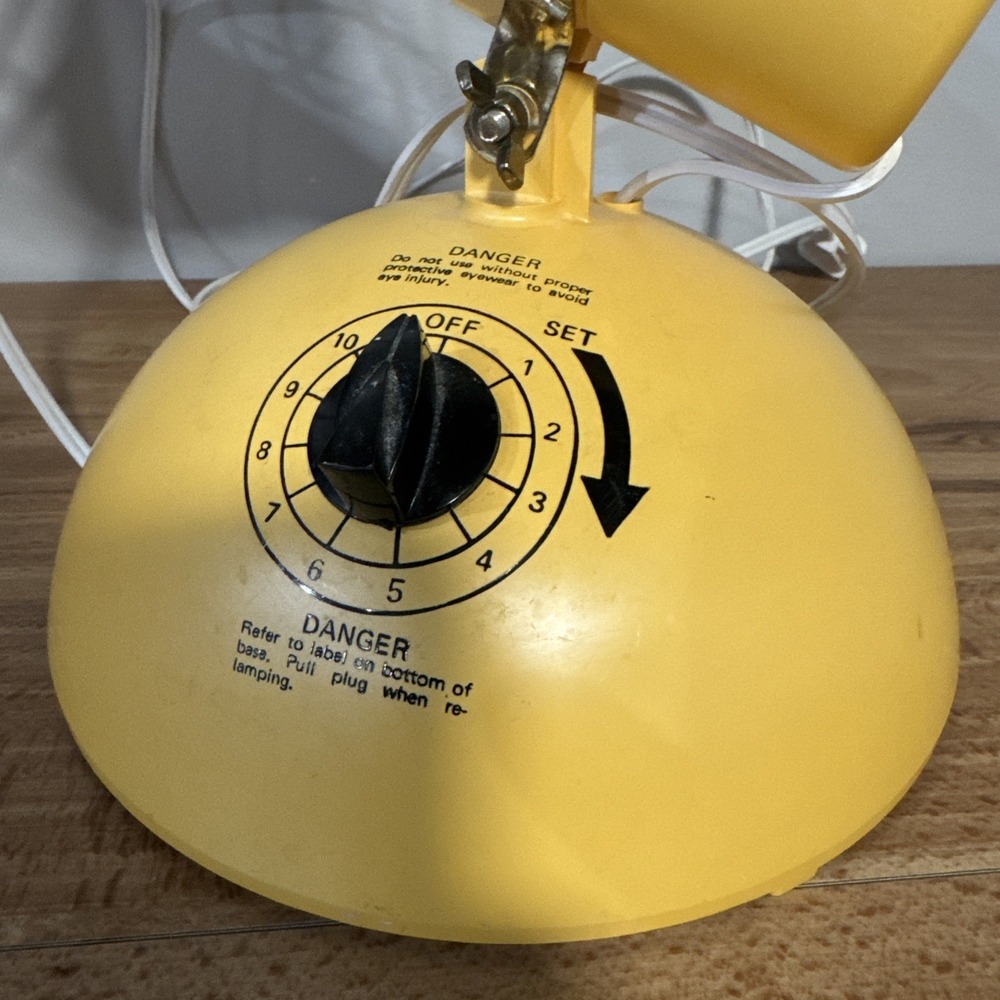 Vintage General Electric GE Deluxe Sunlamp Time-A-Tan Kit Model RSK6A- Works! - Picture 6 of 8